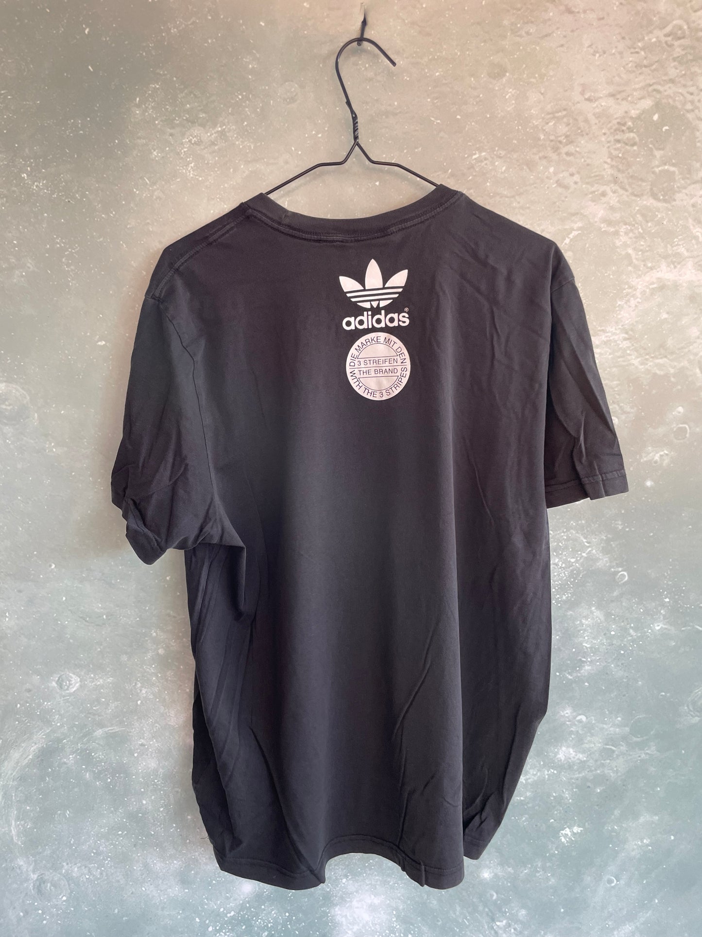 Vintage Black Adidas Short Sleeve T-shirt XL