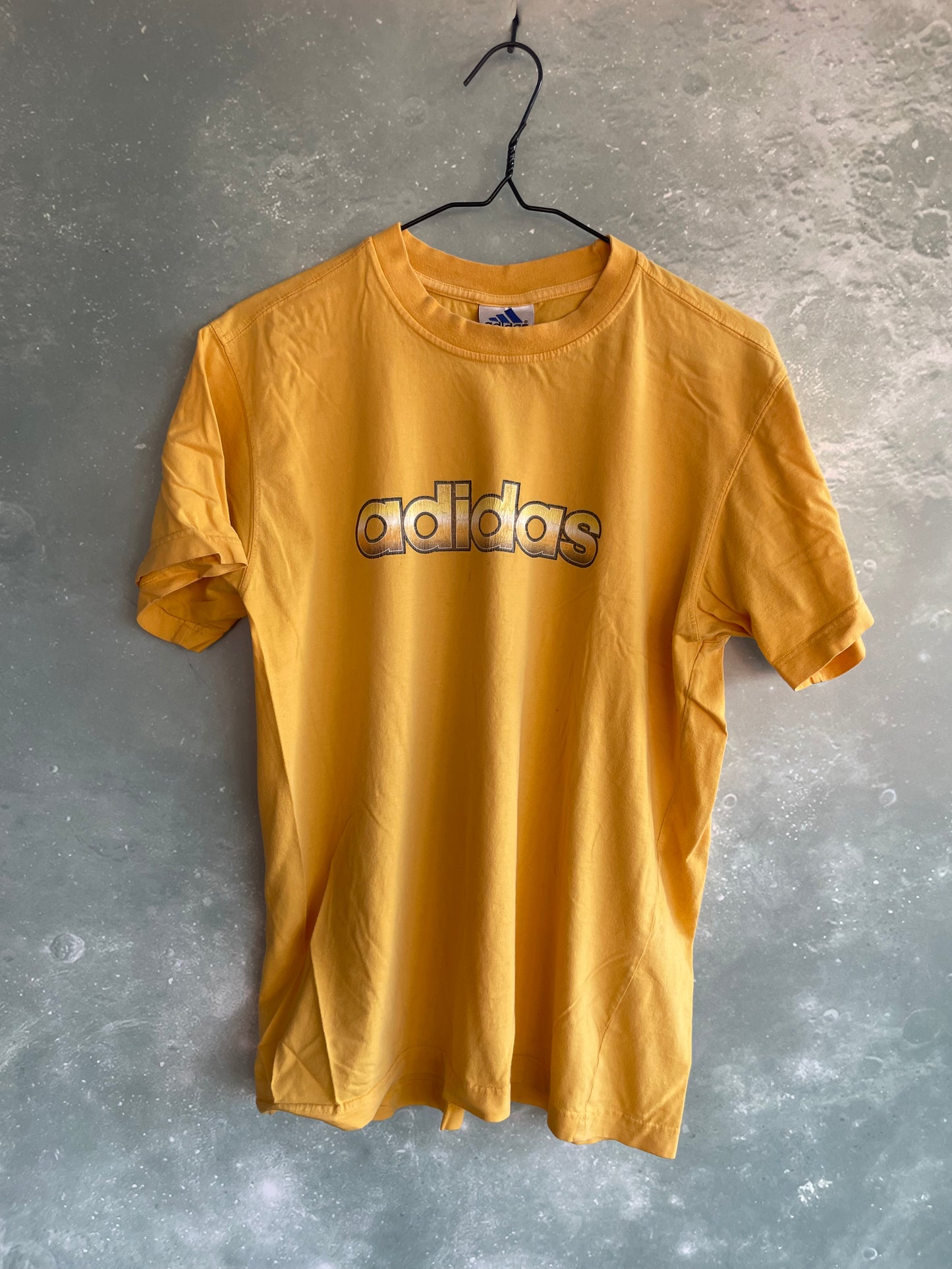 Vintage Yellow Adidas Short Sleeve T-shirt Large