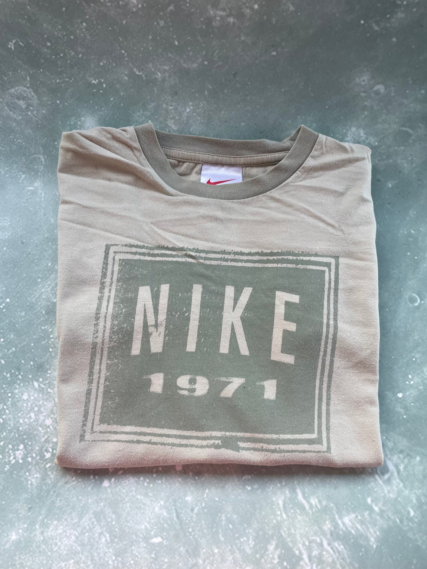 Vintage Nike Short Sleeve T-shirt Large