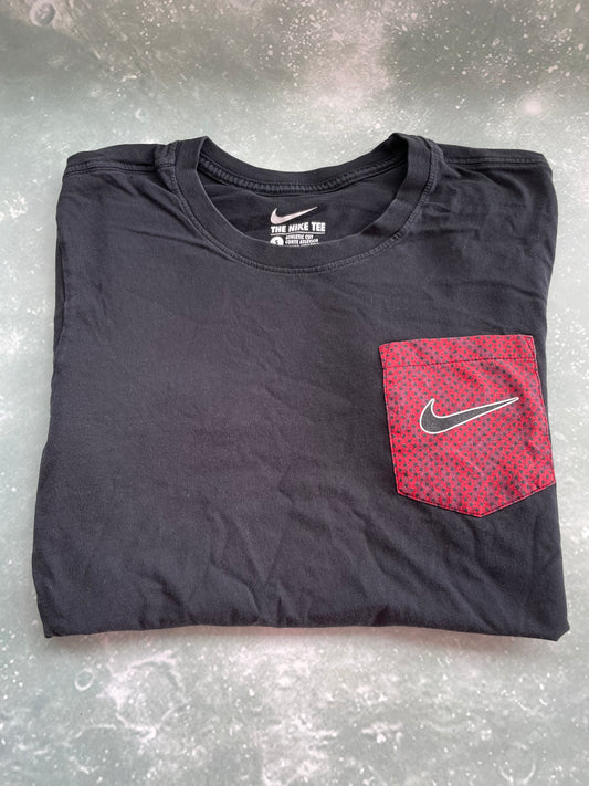 Vintage Black Nike Short Sleeve T-shirt Small