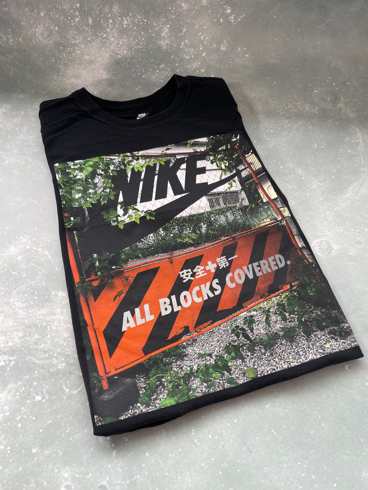 Vintage Black Nike Short Sleeve T-shirt Medium