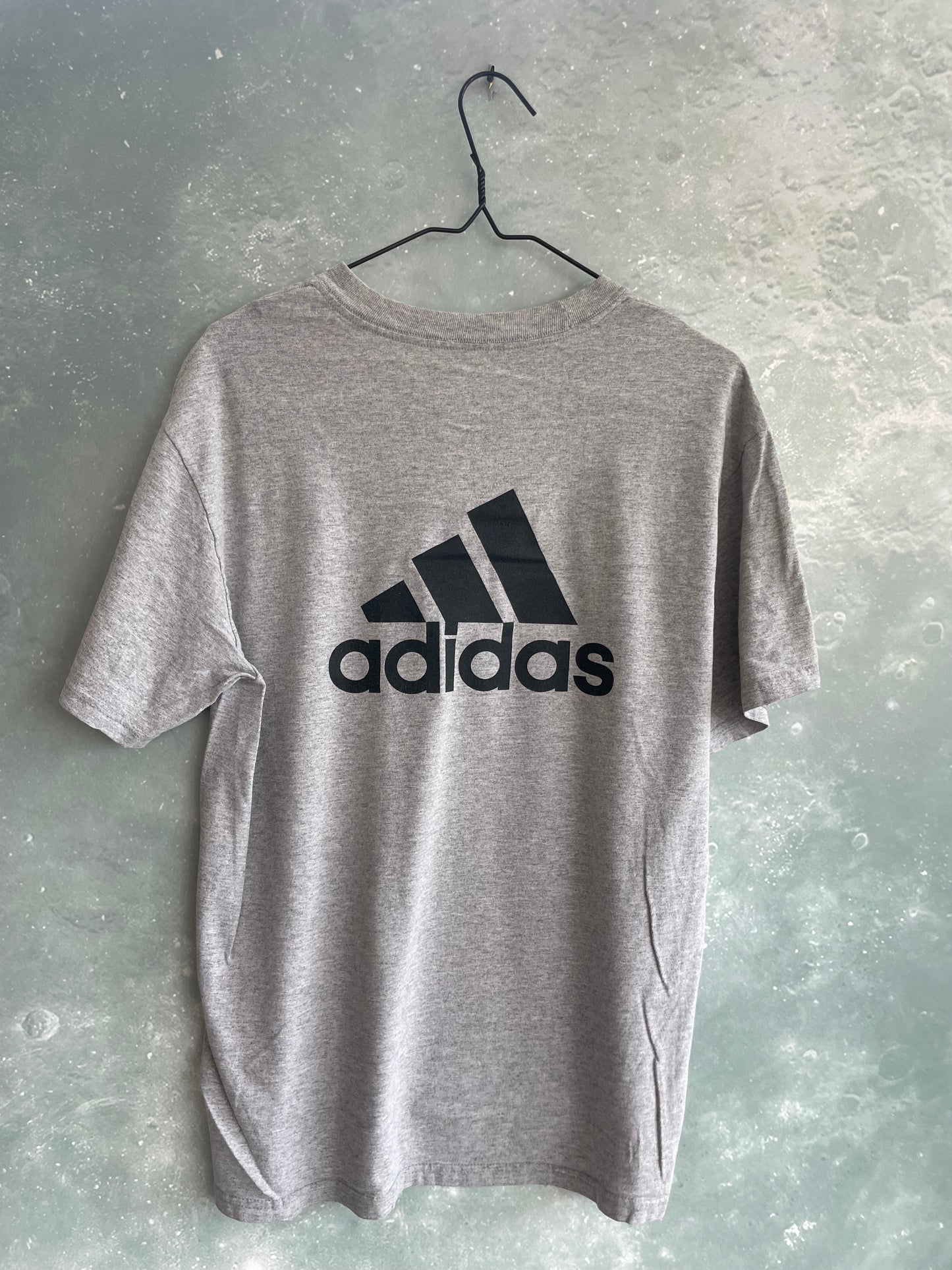 Vintage Grey Adidas Short Sleeve T-shirt Small