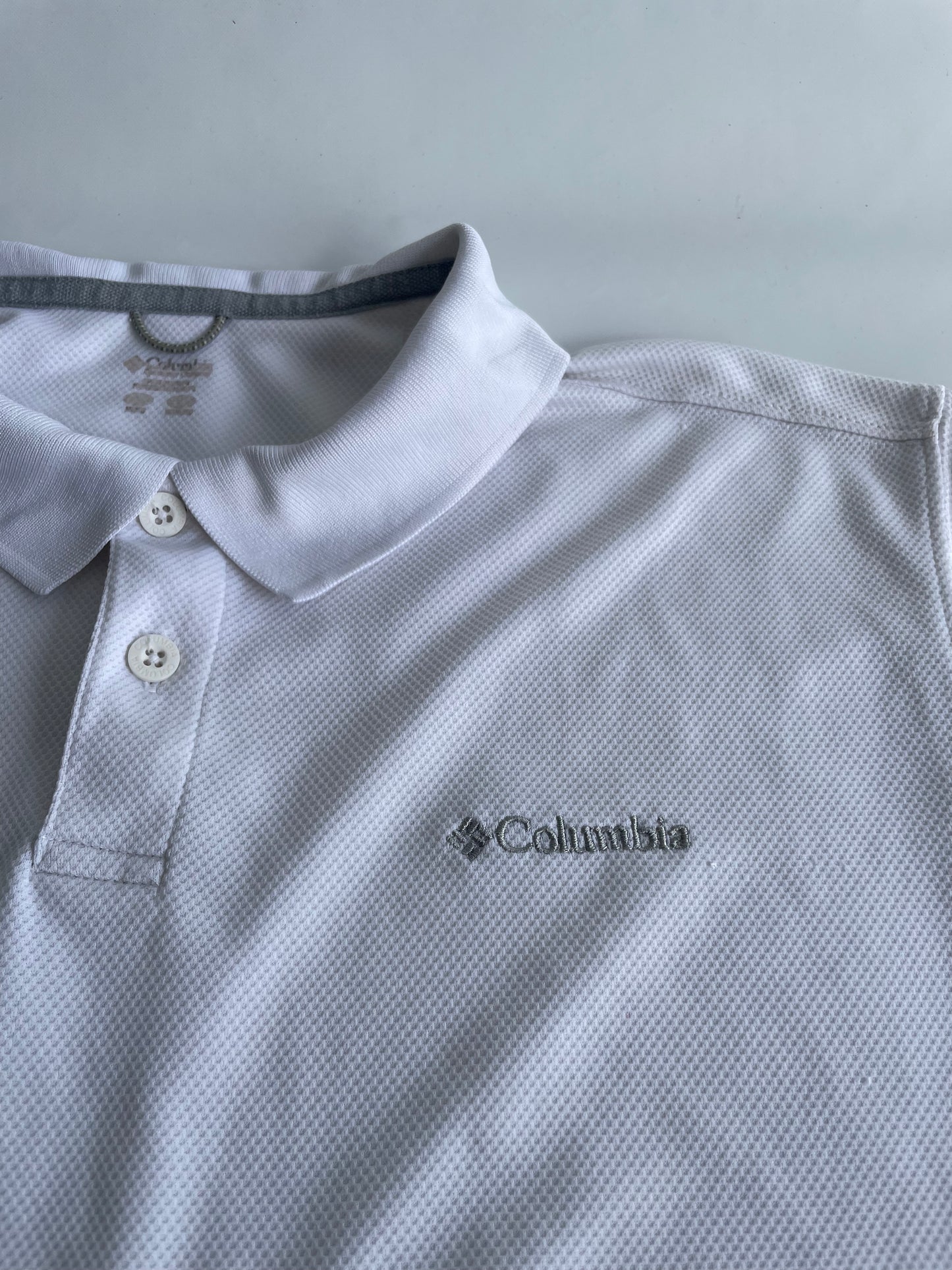 Vintage White Columbia Short sleeve Polo T-shirt