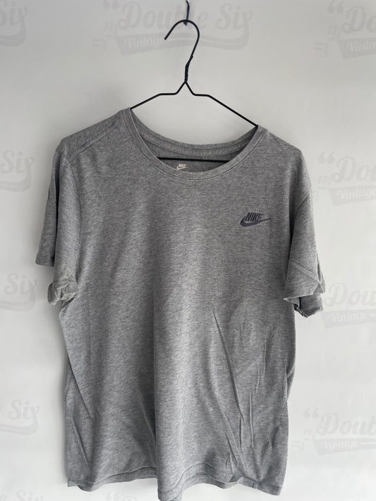 Vintage Grey Nike Short sleeve T-shirt Large