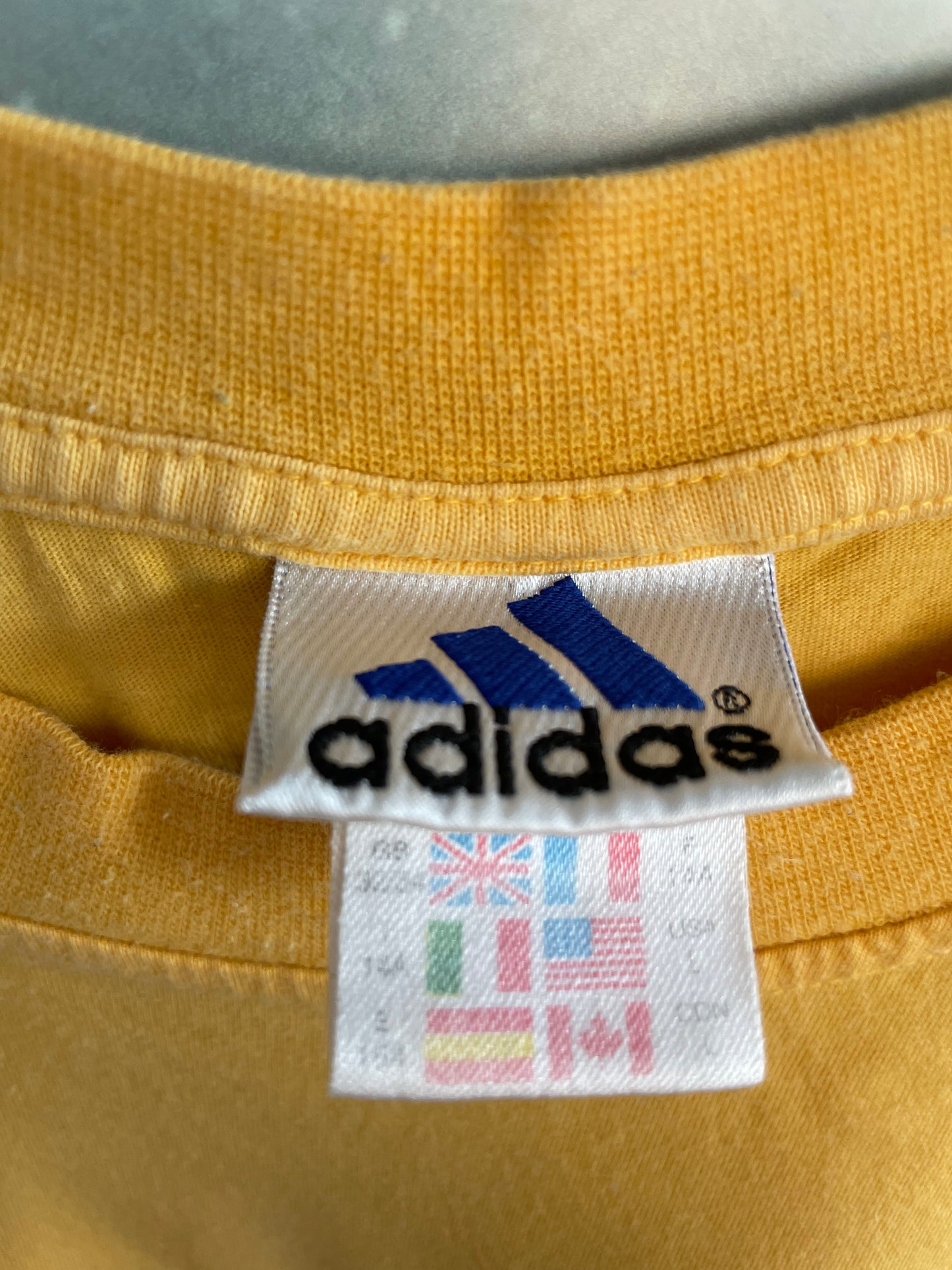 Vintage Yellow Adidas Short Sleeve T-shirt Large